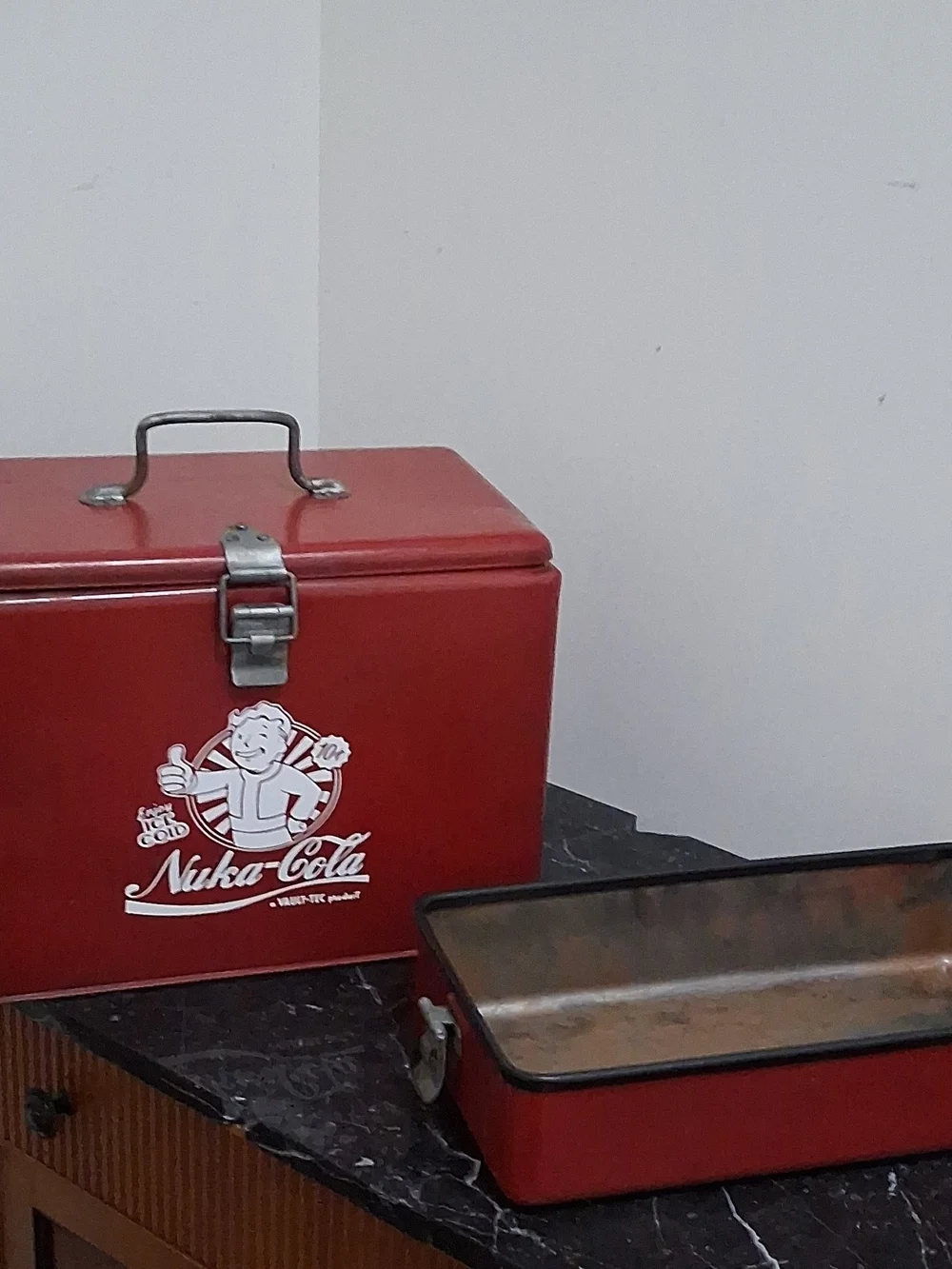 Fallout Nuka Cola Vault Boy Vintage Metal Wet/Dry Multi Level Cooler